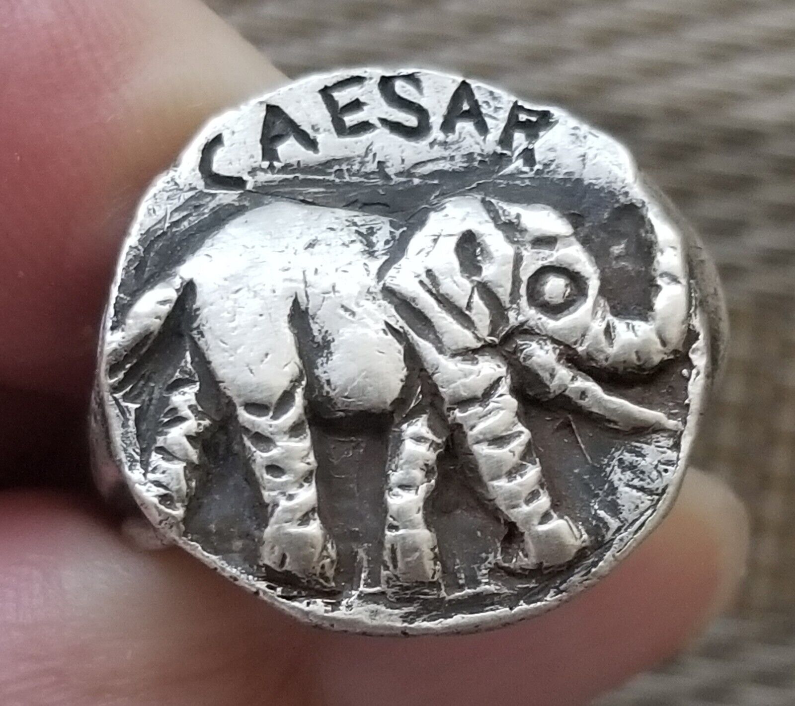 Ancient Roman Imperial Solid Silver Legionary Ring Legio V Alaudae Julius Caesar