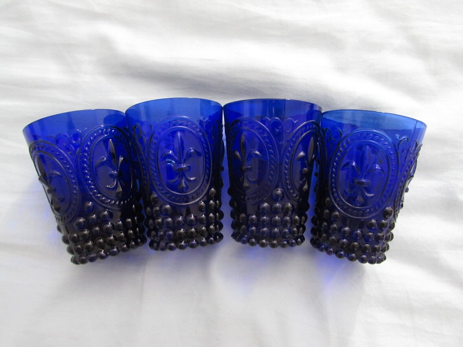 4 Anthropologie Fleur-De-Lys Tumblers Blue Glass Home Decor Cottage Cup Cobalt