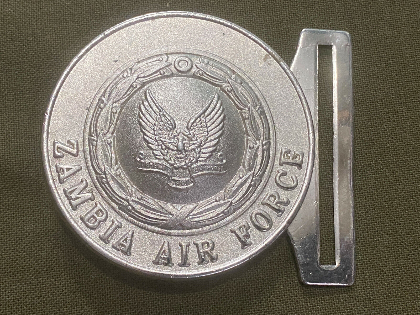 ZAMBIAN AIR FORCE STABLE BELT BUCKLE AFRICA ARMY MILITARY