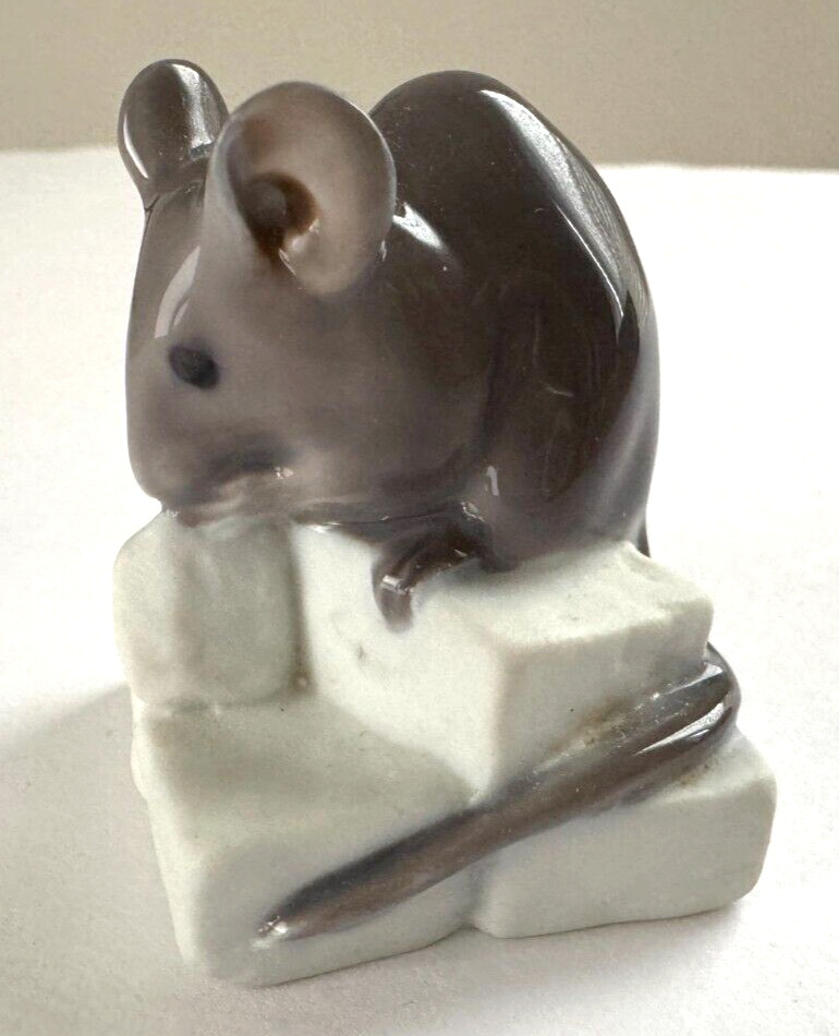 Mouse Mice Royal Copenhagen Figurine Nibbling Sugar Cubes Porcelain 510 Denmark