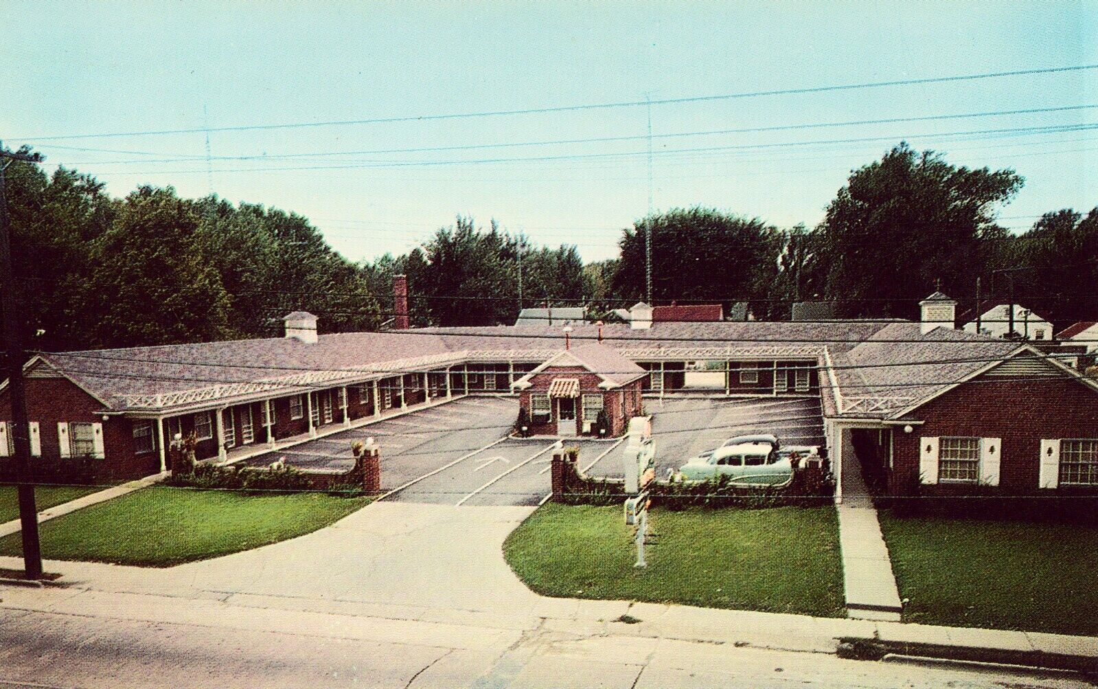 Yording\'s Motel - Jacksonville, Illinois - Vintage Postcard