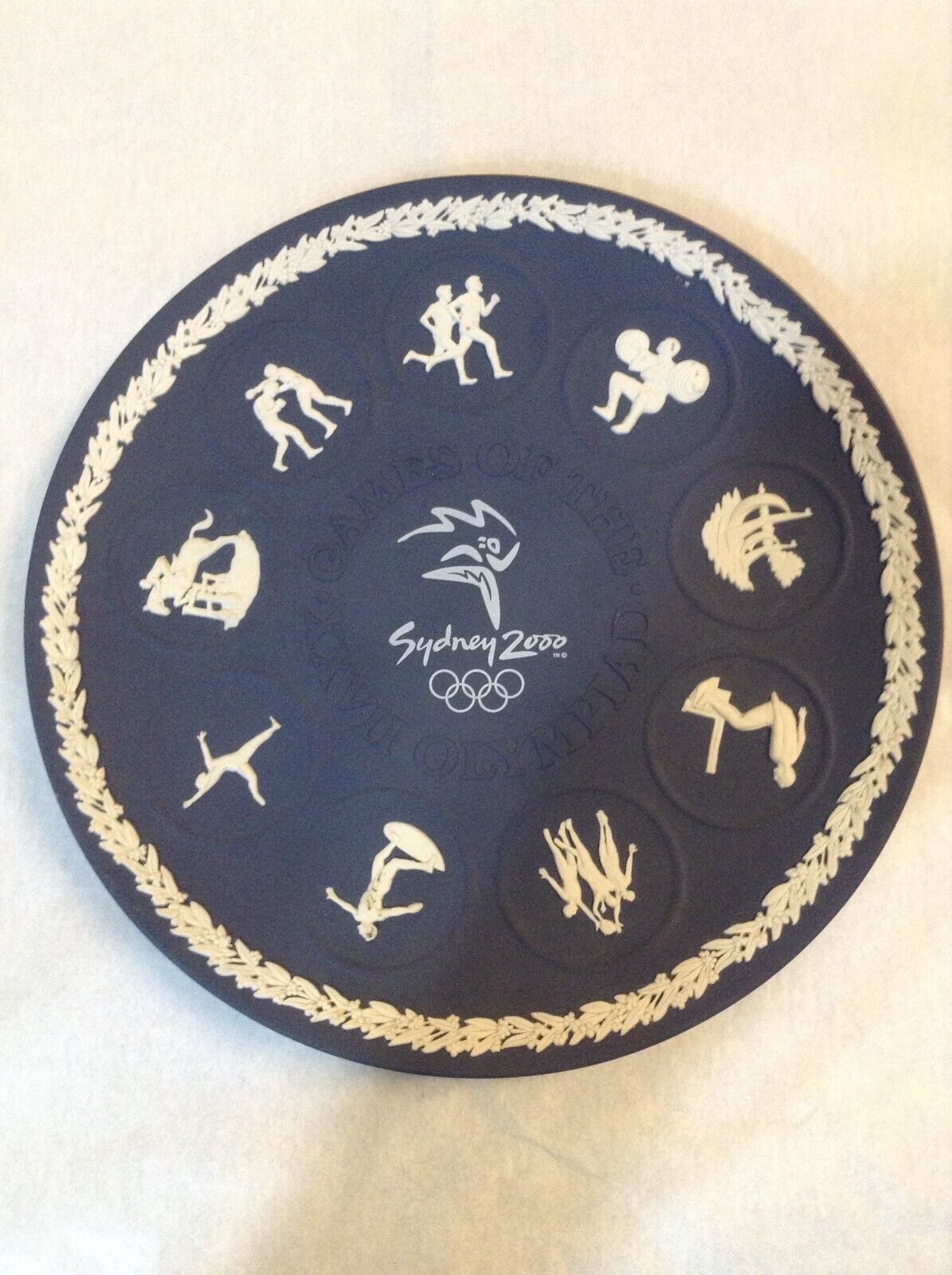 Wedgwood Sydney 2000 LE of 2000 Summer Olympics plate dish dark blue Jasperware
