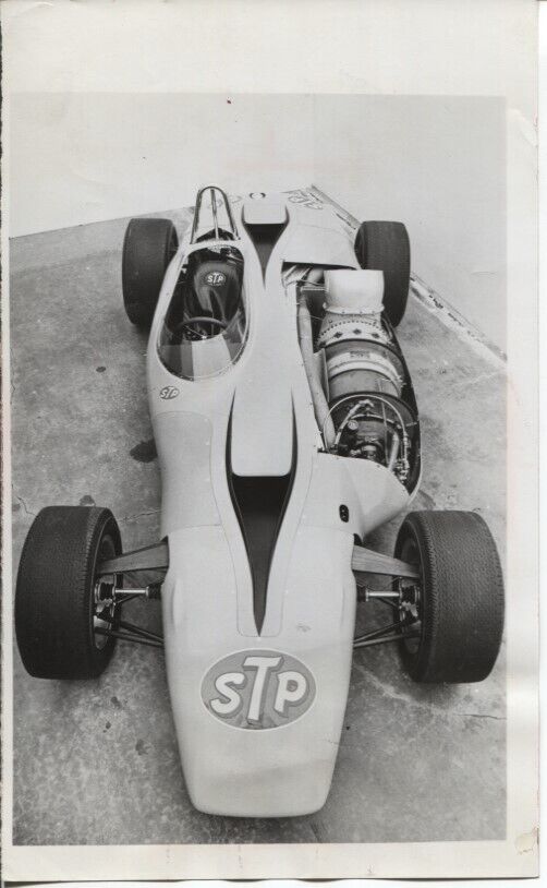 1967 Press Photo Race Car for Indy 500 Studebaker Turbine Side by Side Entry