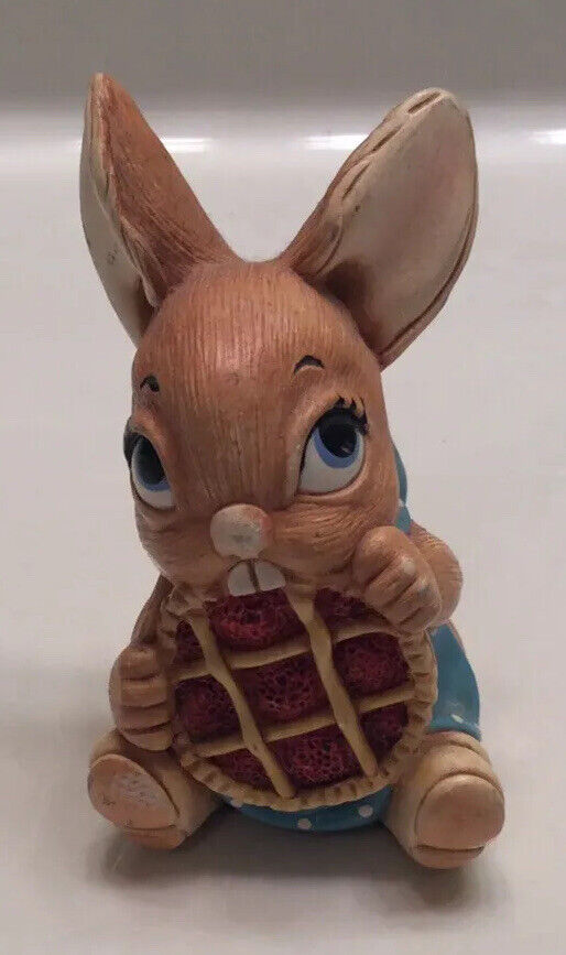 Vintage Pendelfin Hand Painted Stonecraft Bunny Picnic Midge