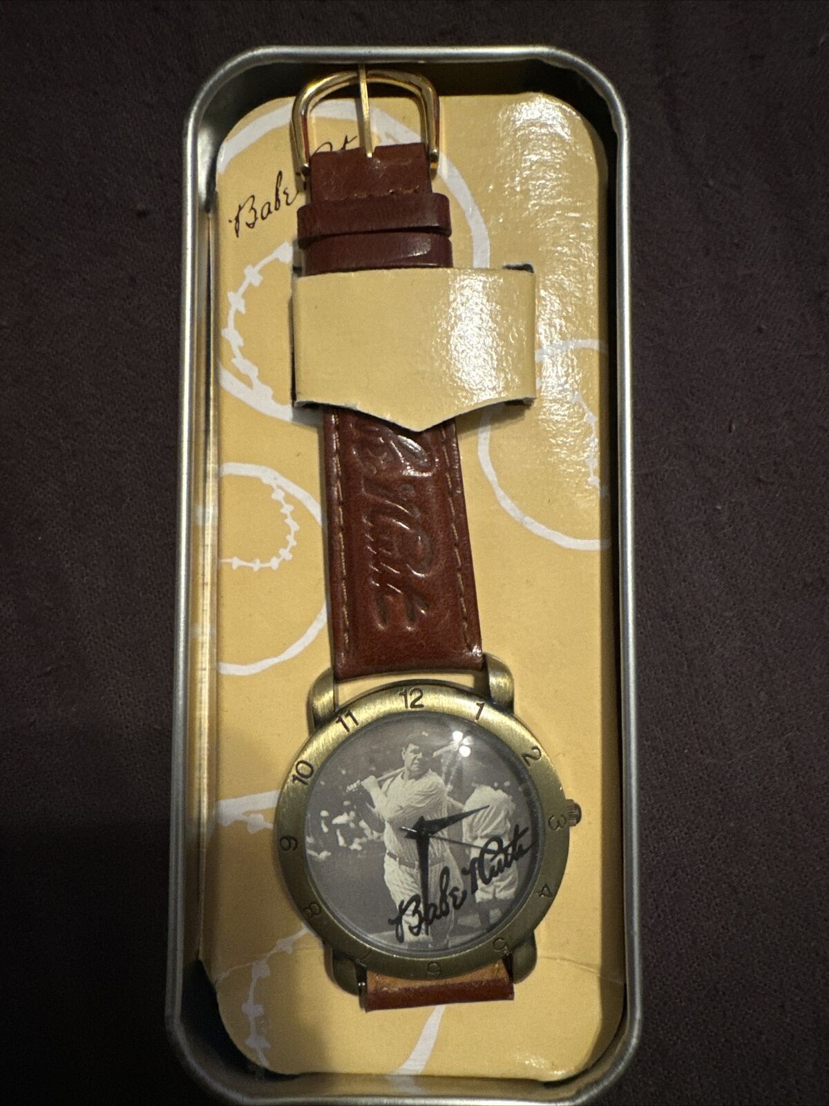 Babe Ruth '100th Anniversary' WALTHAM Quartz Wristwatch in Commemorative Tin