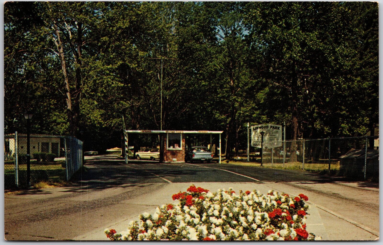Vermilion Ohio, 1965 Main Entrance to Linwood Park, Driveway, Vintage Postcard