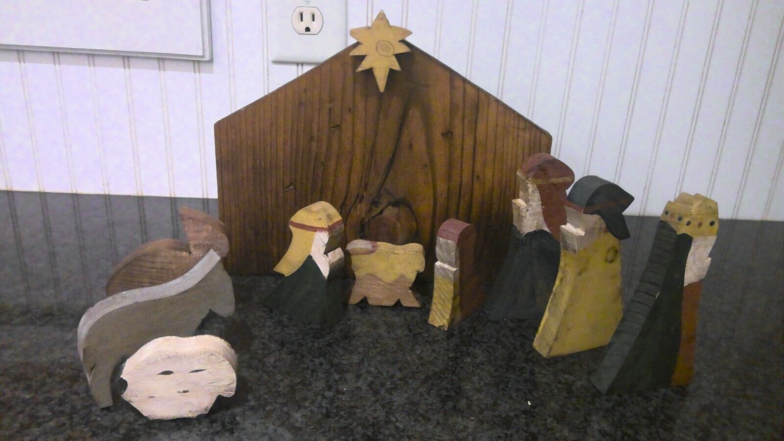 VTG Folk Art Handmade 10 Piece Wooden NATIVITY SCENE  Christmas 