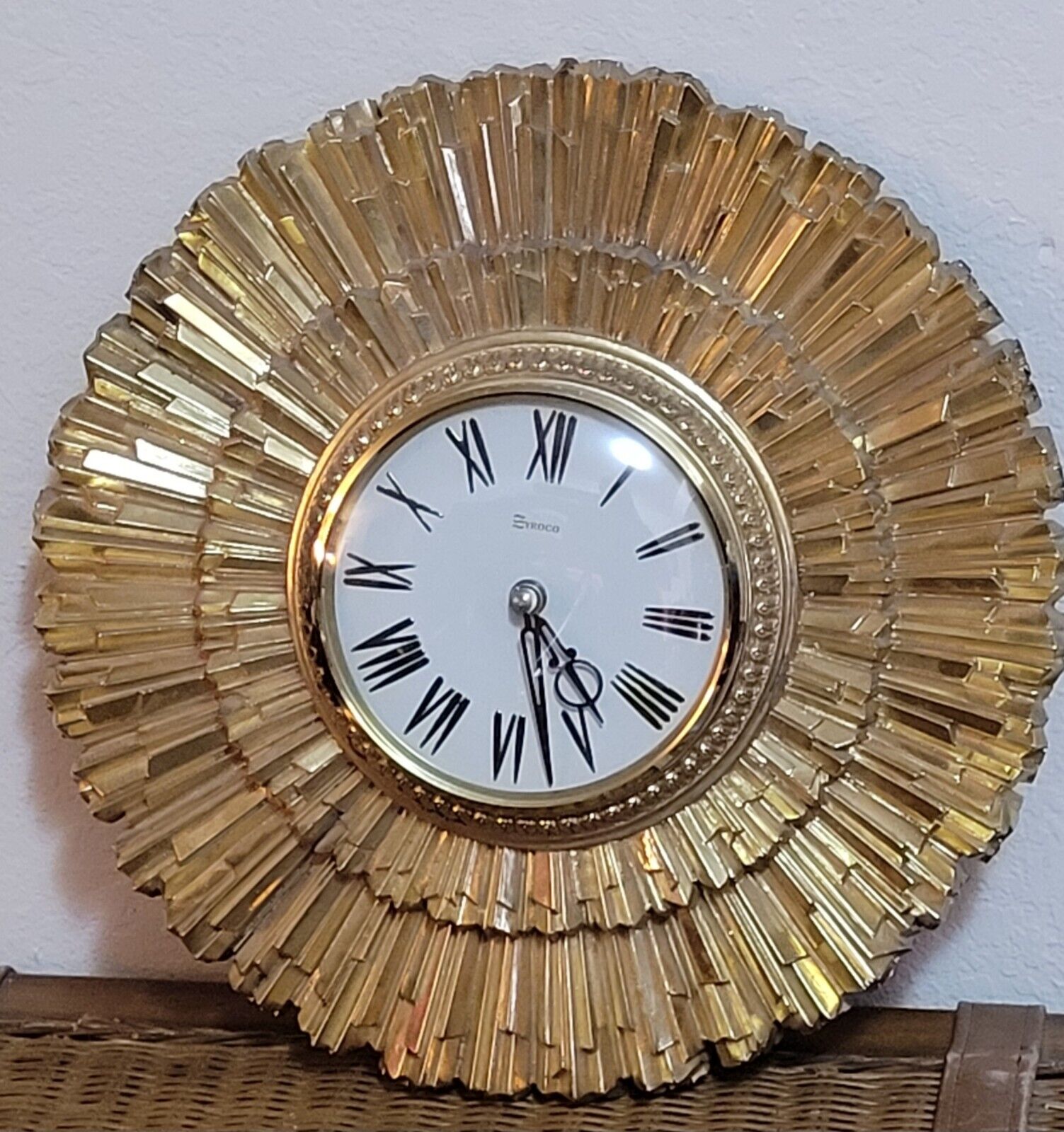 Vintage Syroco Sunburst Gold Wall Clock 15.5\