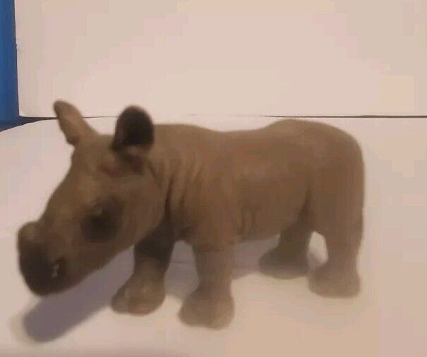 Schleich BABY BLACK RHINO Rhinosaurus 14395 Figure Retired 2008 Wildlife Safari
