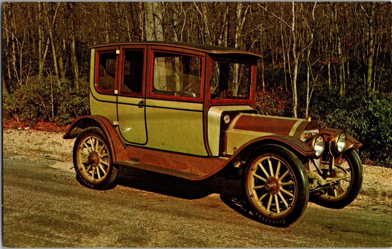 Auburn Formal Sedan, Roaring 20s Autos and NJ Antique Auto Museum Postcard J72