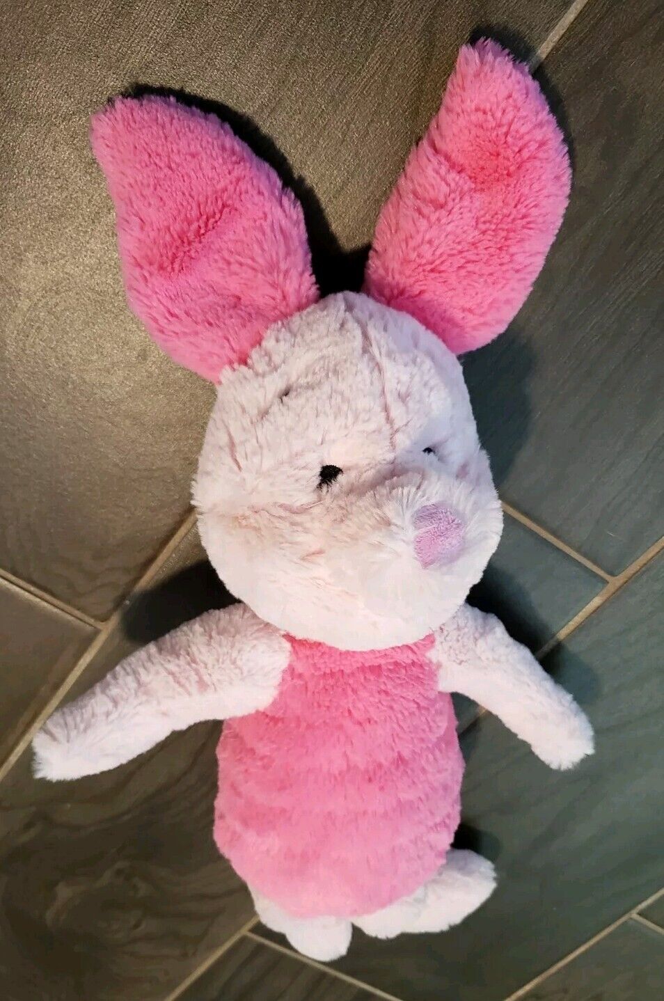 Disney Store Winnie the Pooh Piglet Plush Stuffed Doll 16\
