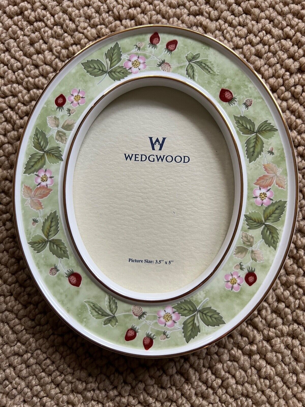 Wedgwood Strawberry and Vine Oval Picture Frame Classic Design, Velvet Back