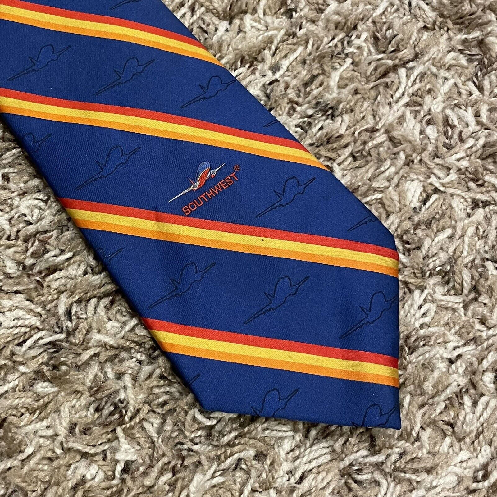 Southwest Airline Dress Uniform Tie Necktie Wolfmark Polyester Neckwear Clip-on