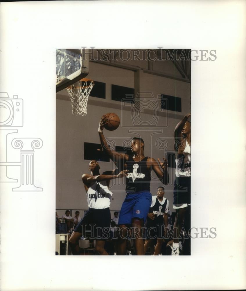 1992 Press Photo Rashard Griffith - basketball - mjt11276