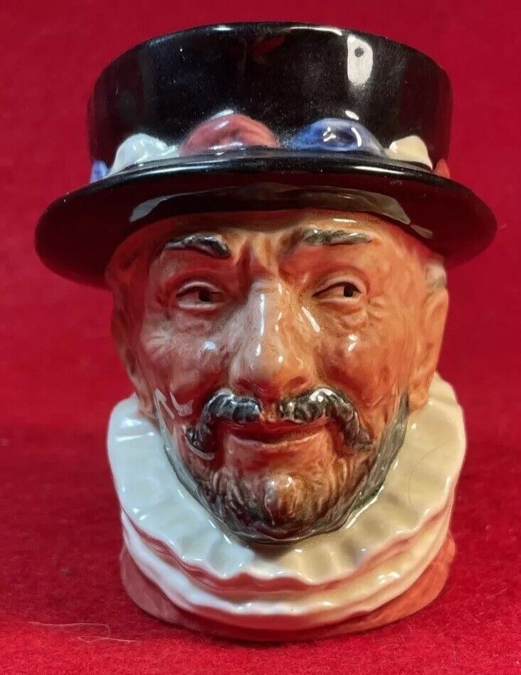Vintage Royal Doulton BEEFEATER Toby Jug 2 3/8\