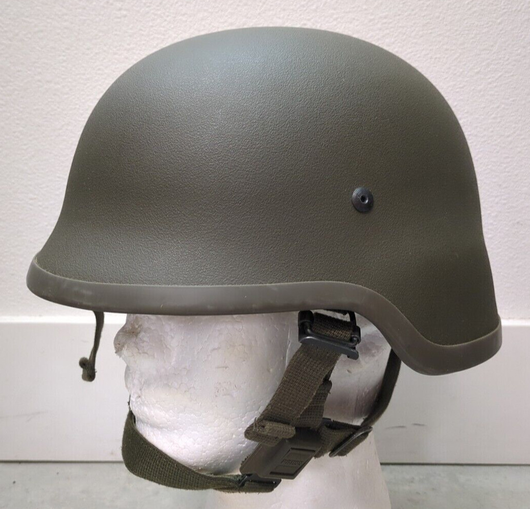 New Bundeswehr German Military Ballistic/Combat Helmet 55-57 (Medium) Aramid