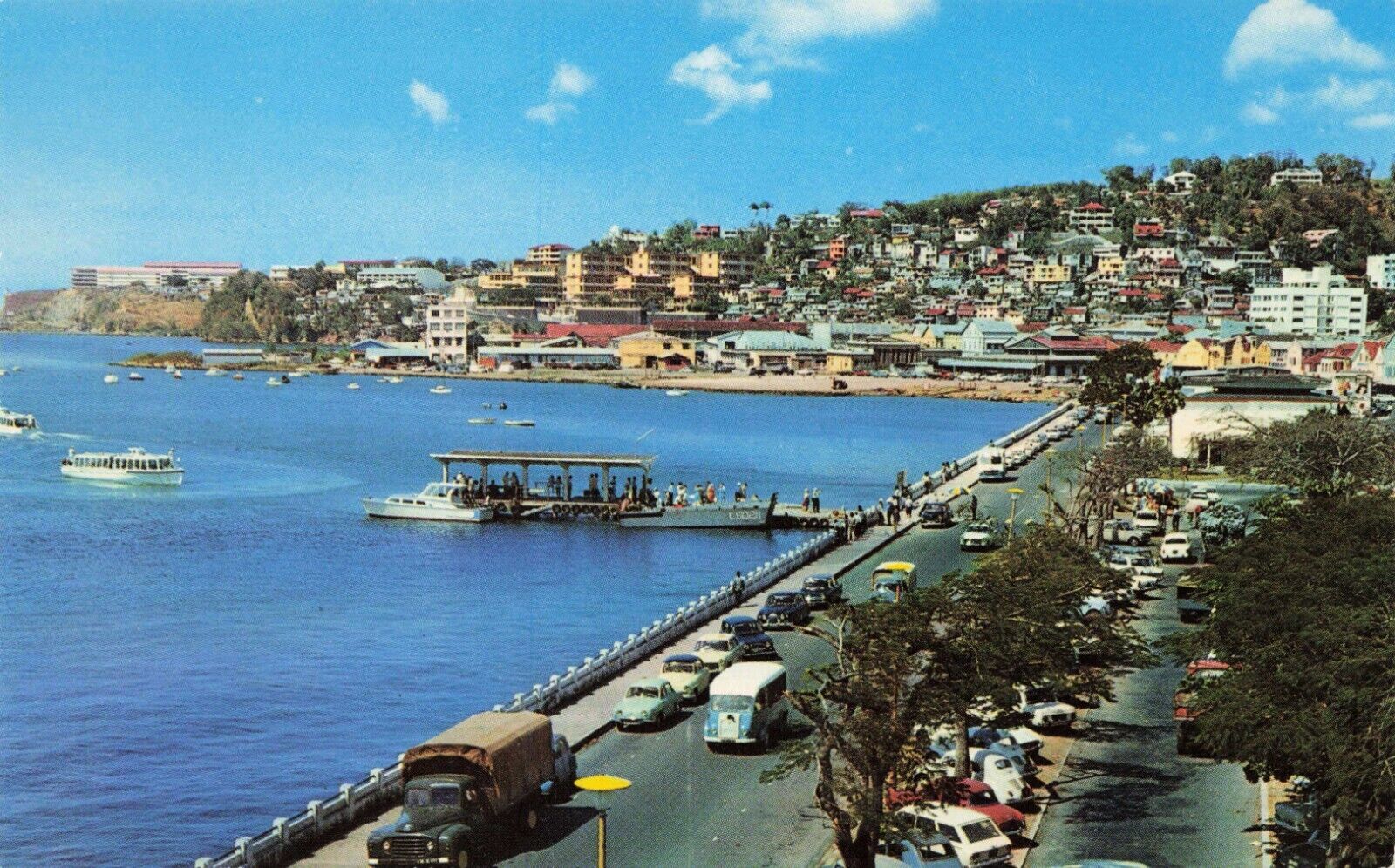 Postcard Martinique Fort de France The Maritime Boulevard And Cornice