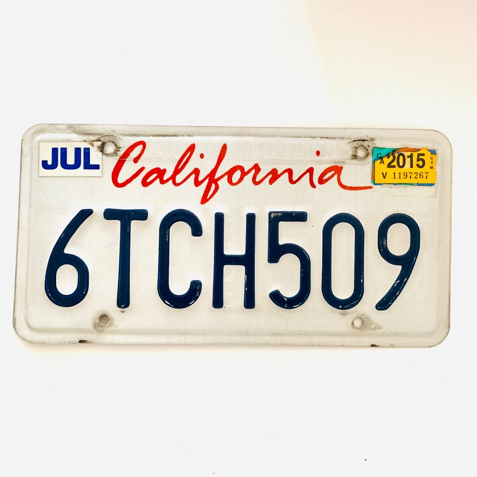 2015 United States California Lipstick Passenger License Plate 6TCH509