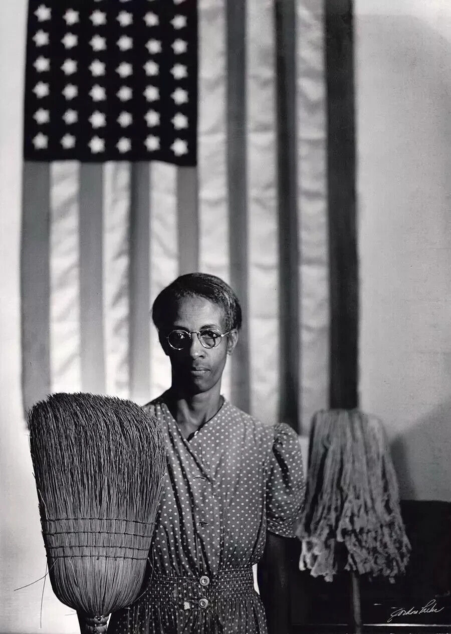 American Gothic Photo by Gordon Parks Gicleé High-Res Photographic Print 20\