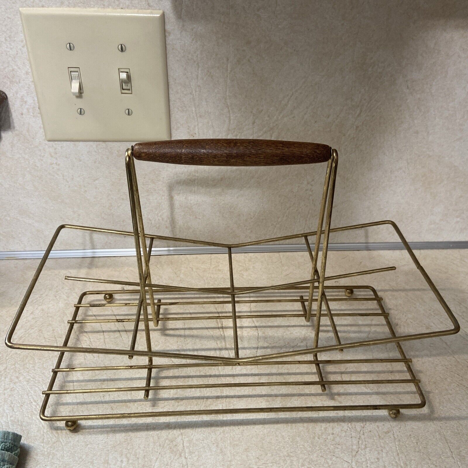 Vintage Mid Century Atomic Modern Barware Glass Carrier Caddy teak handle
