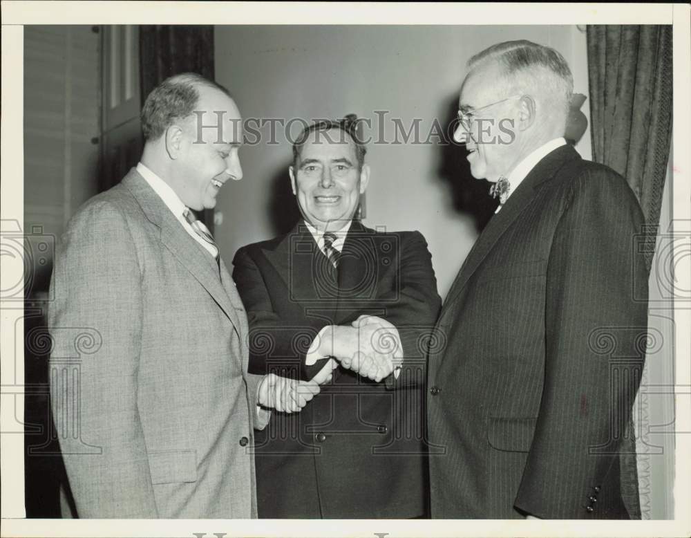 1953 Press Photo House speaker Joseph W. Martin Jr. greets new congressmen, DC