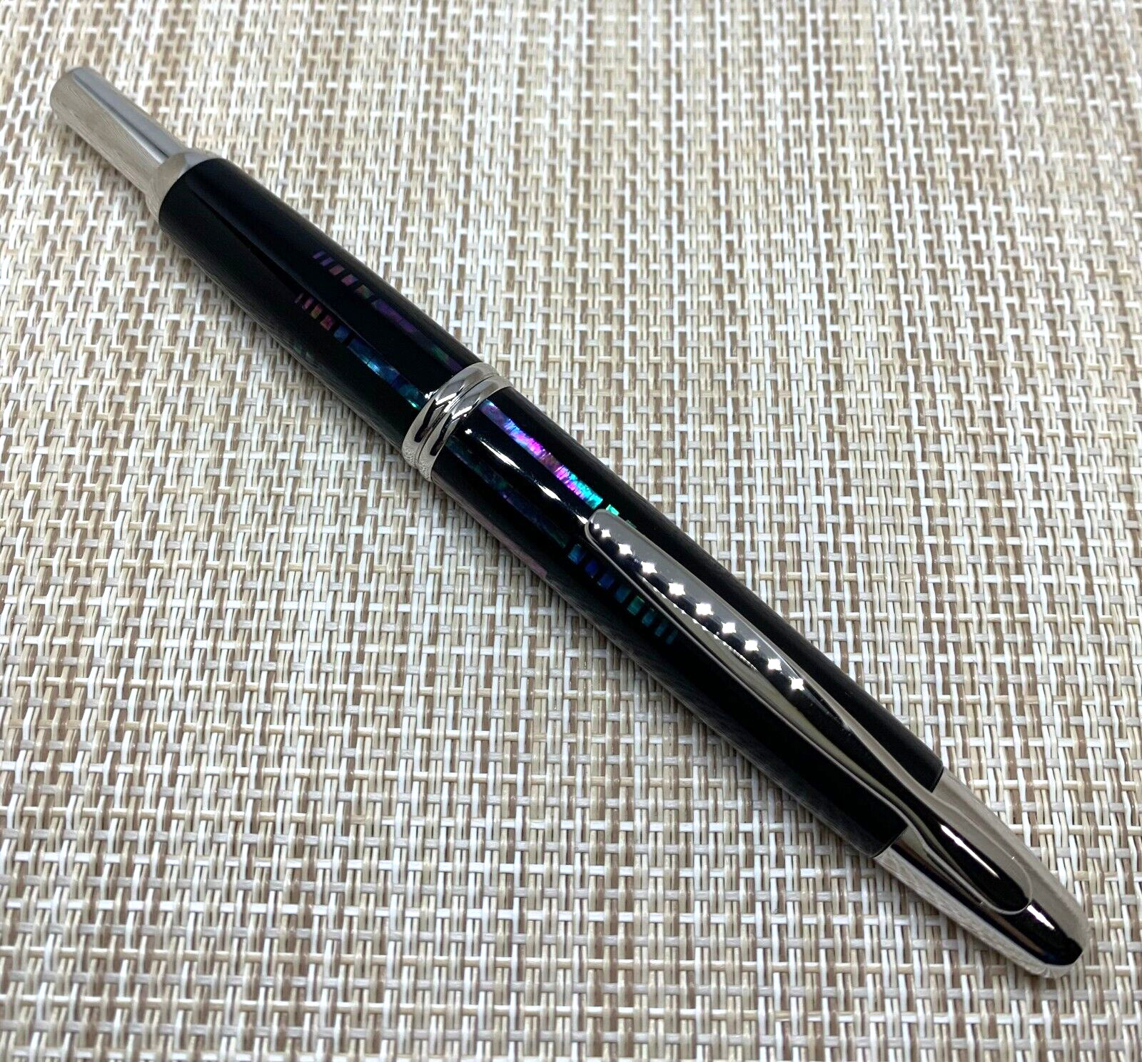 PILOT Capless Raden MINAMO Water surface FCN-5MP-RM NibF 18Kmother-of-pearl Used