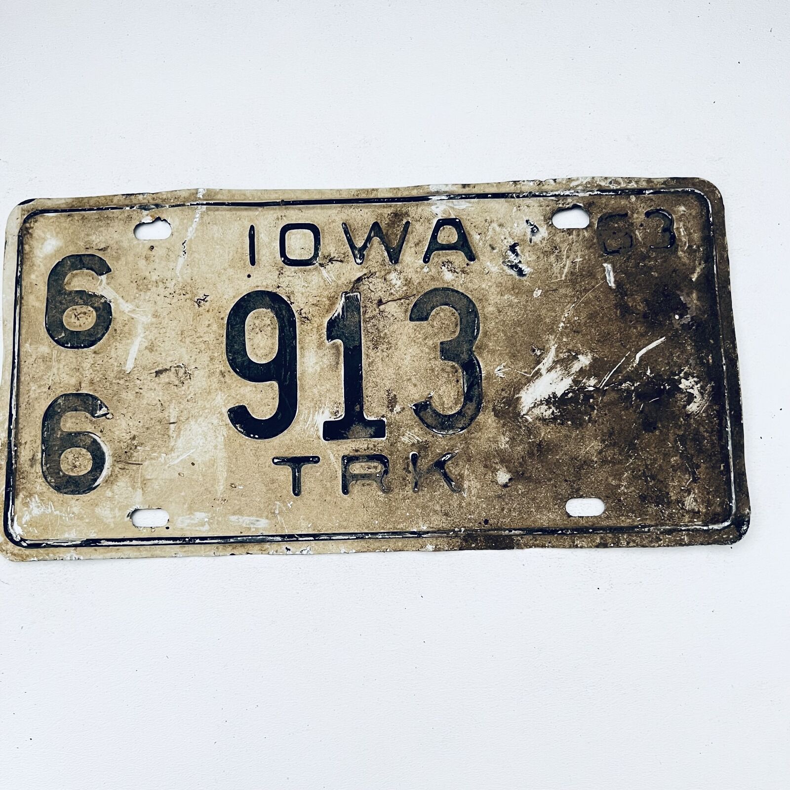 1963 United States Iowa Mitchell County Truck License Plate 66 913