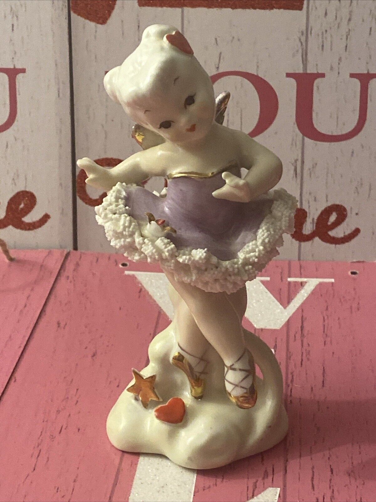 Vintage Girl Angel Valentines Hearts Star Ceramic Figurine Wales