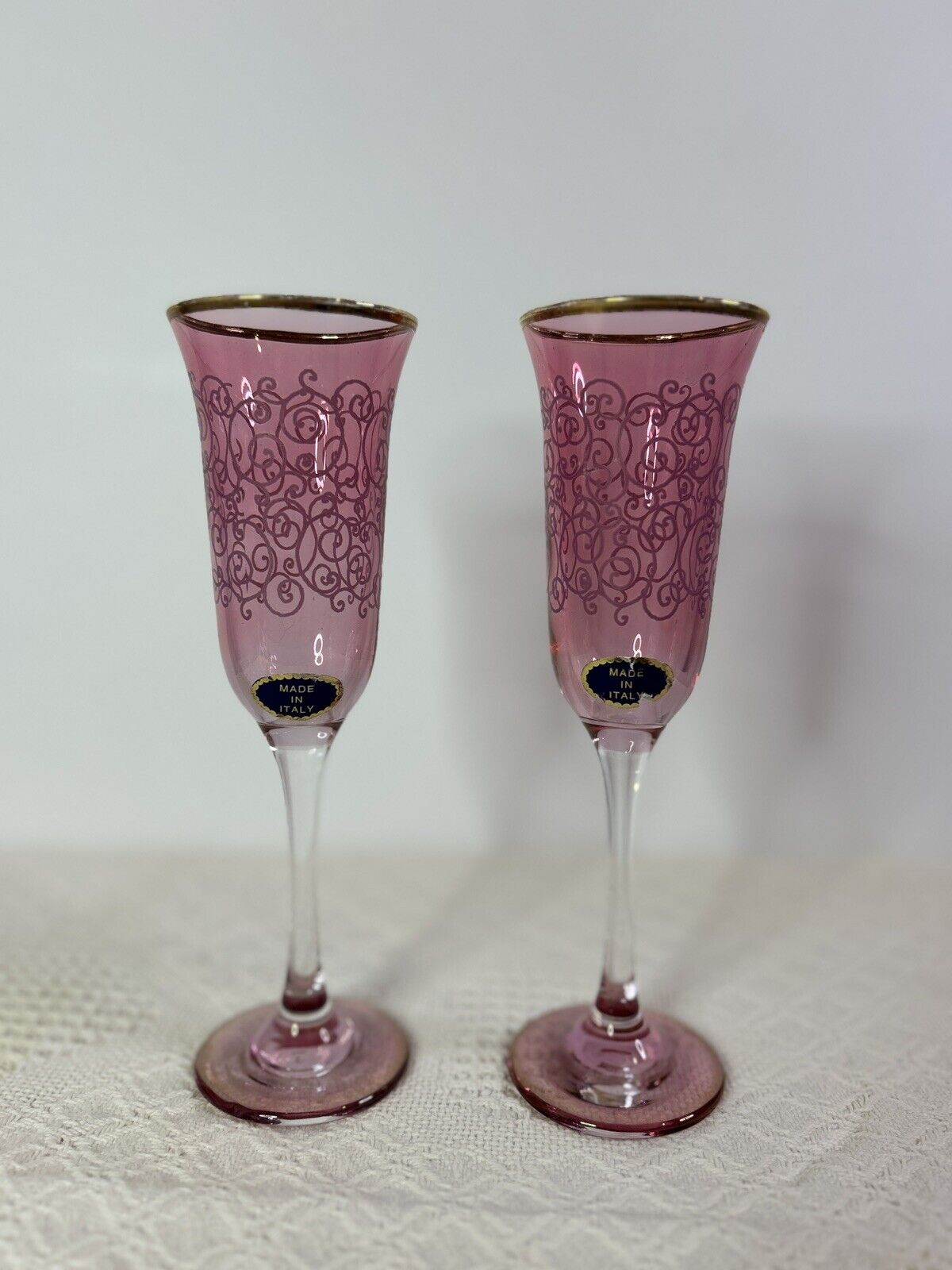 italian art pink glass champagne flutes vintage