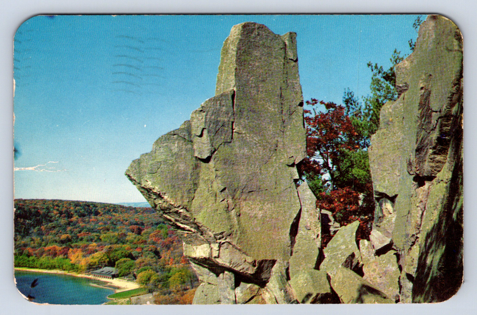 Vintage Postcard Tomahawk Rock Devils Lake Wisconsin State park Baraboo