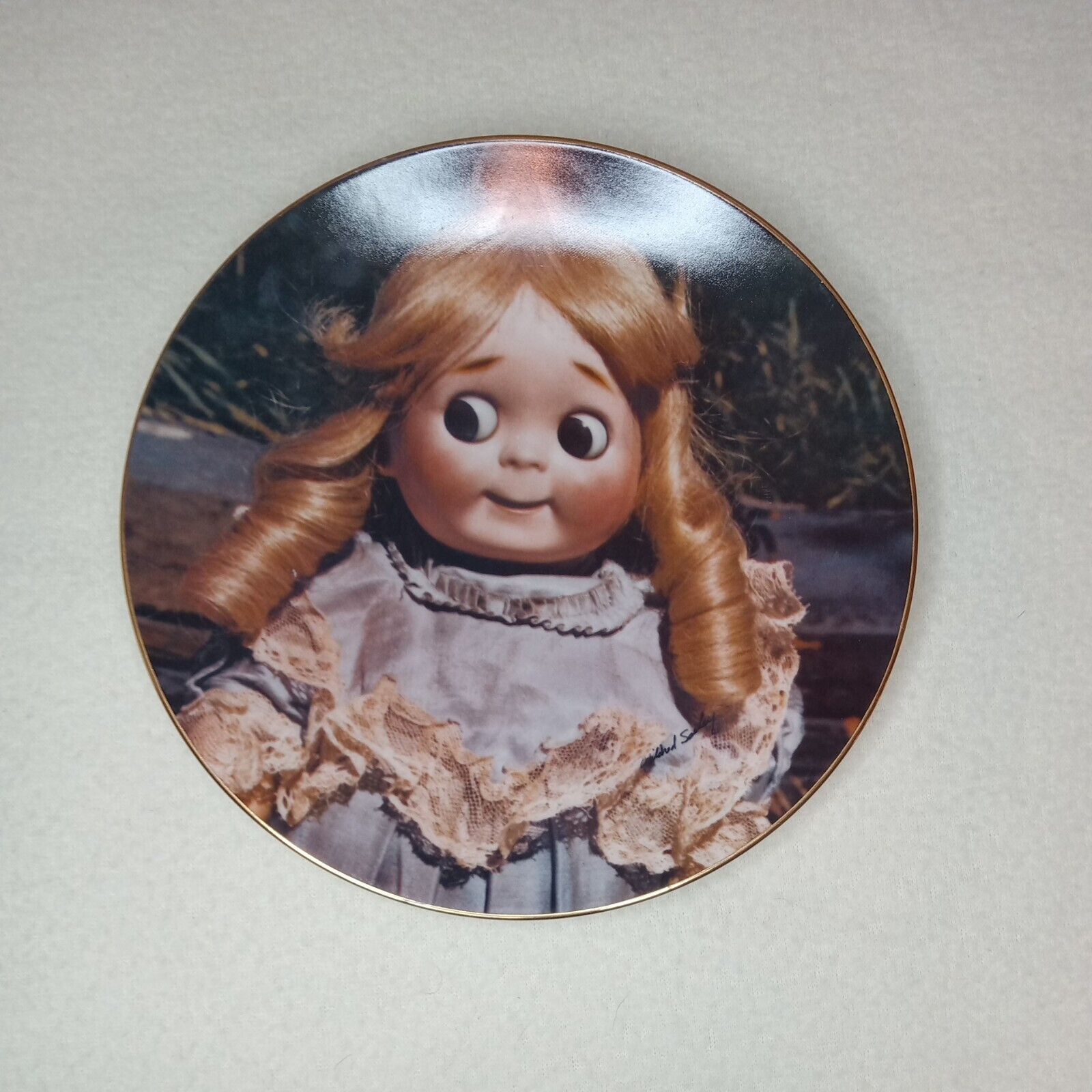 The Doll Collection Plate,  blonde Googly eyes doll,  Seeley 1981,  Dear Googly,