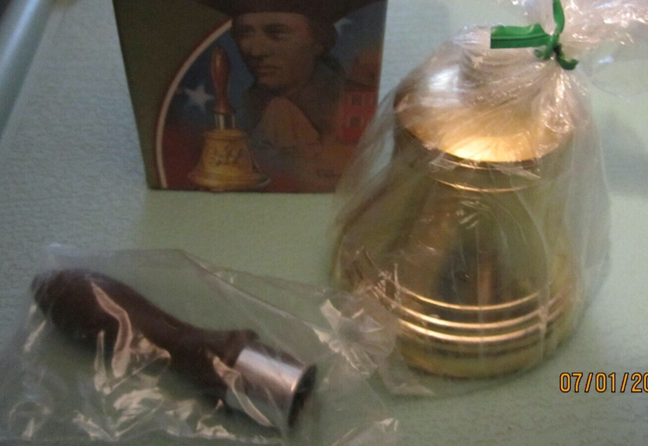 Avon Vintage 1970\'s Liberty Bell  Decanter  in Original Box (no cologne)