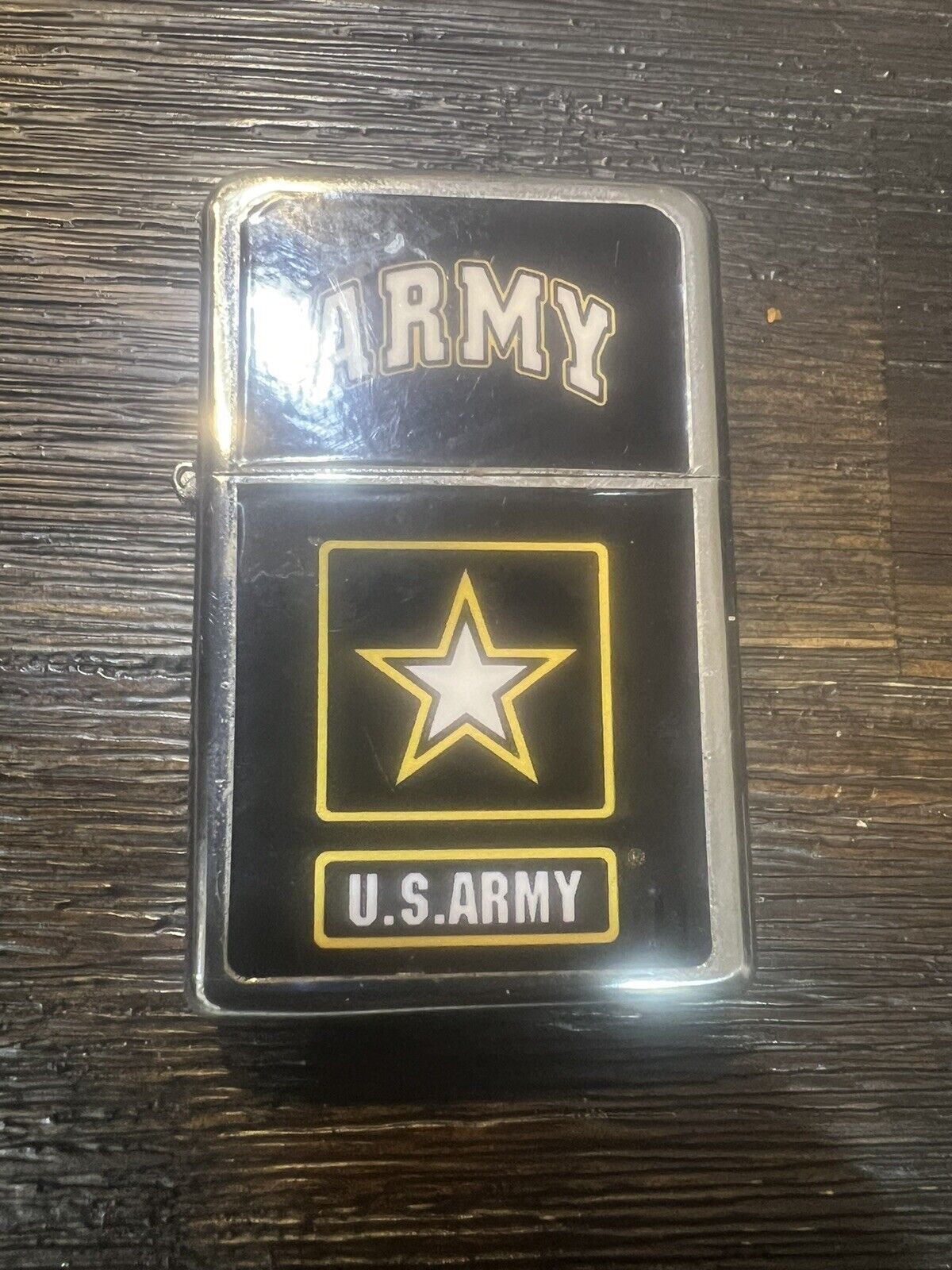Victor U.S. Army Lighter - Star Brand