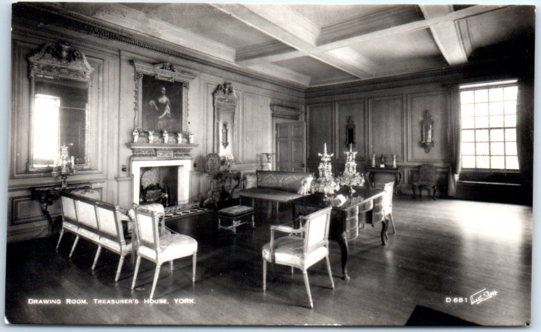 Postcard - Drawing Room, Treasurer\'s House - York, England