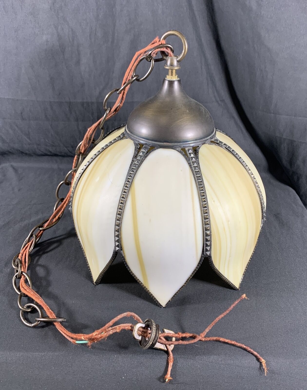 ✨Vintage 8 Panel Caramel Slag Glass Tulip Hanging Light Lamp Fixture w/Chain✨