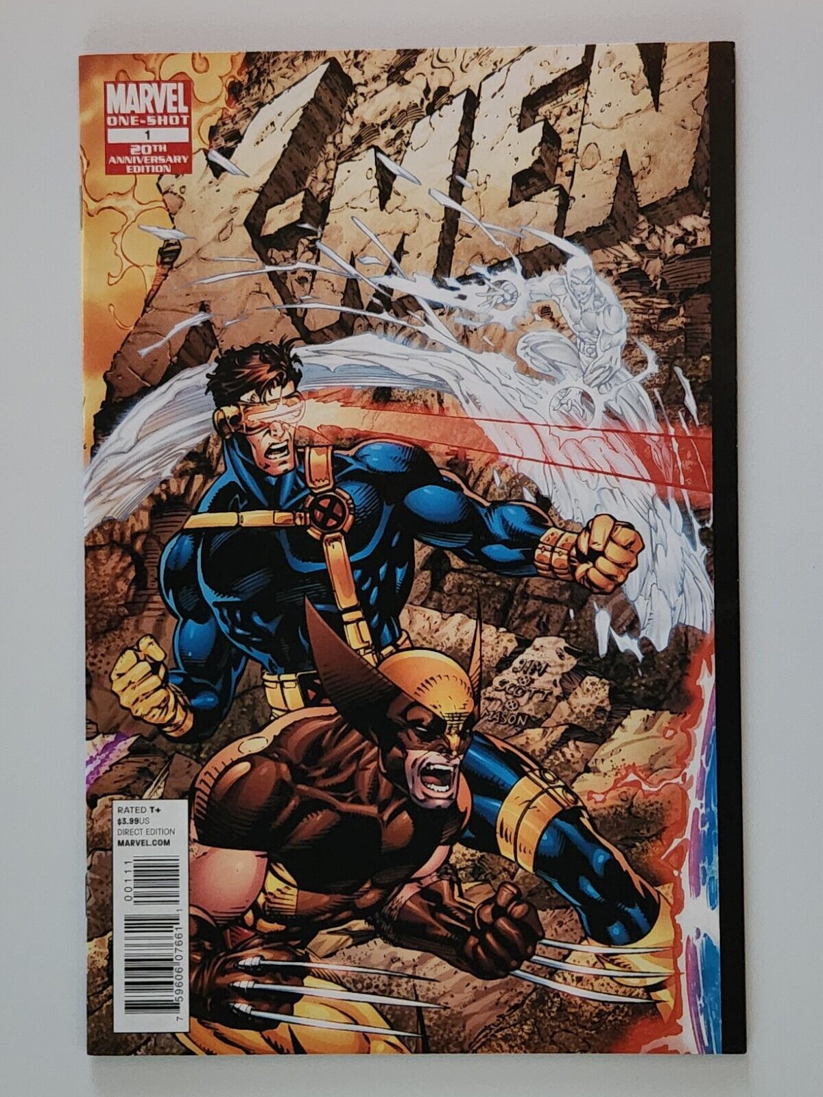 2011 X-Men #1 20th Anniversary Edition  One-Shot Jim Lee Double Gatefold Cover