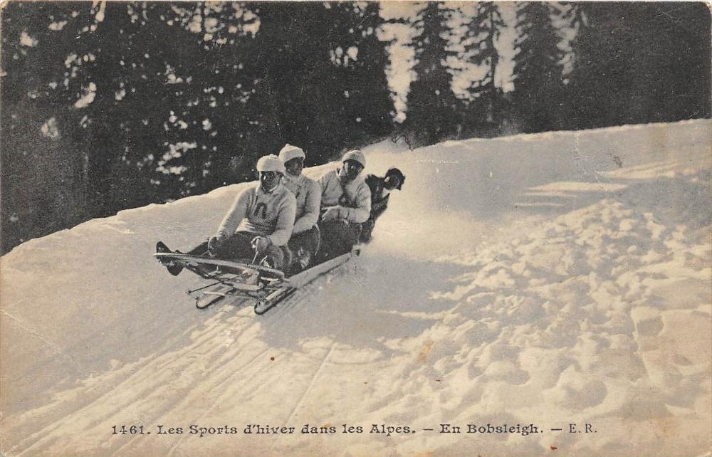 CPA 38 WINTER SPORTS IN THE ALPS IN BOBSLEIGH