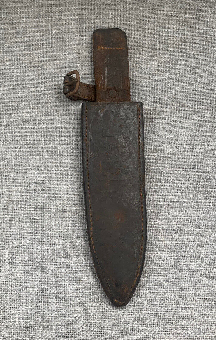 Vintage Fixed Blade Knife/Dagger Leather Sheath Possibly Military Thick Quality