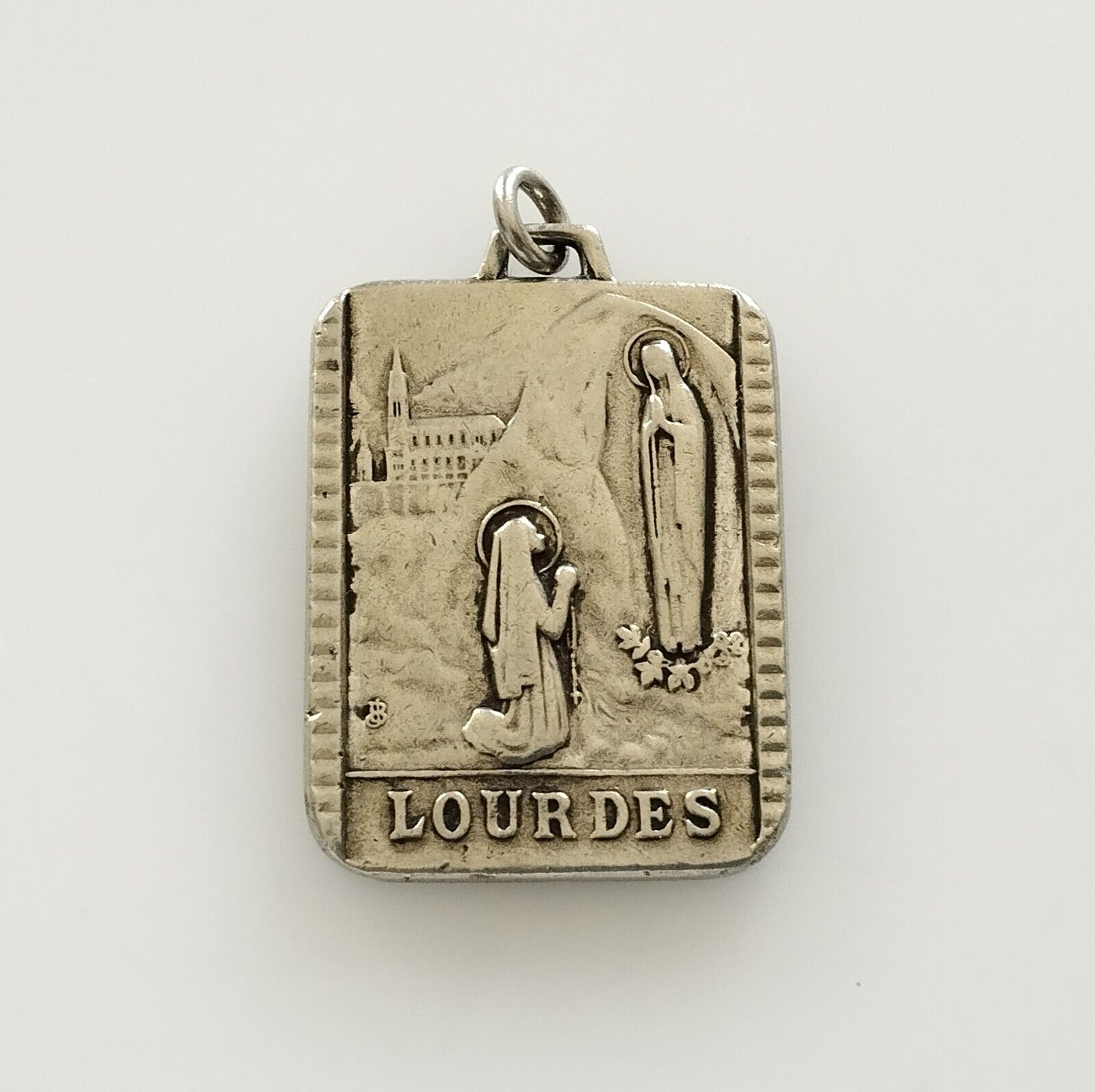 Mama-Estelle Antique Gross Medal Virgin Cave Lourdes Metal