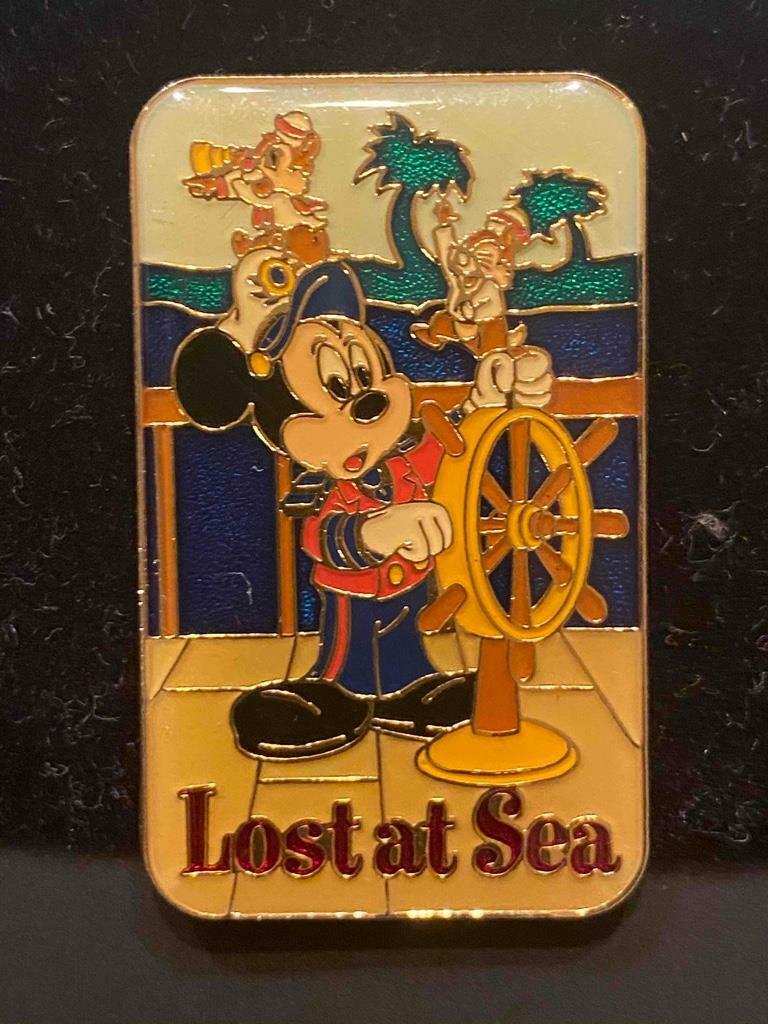 Disney Pin - DCL Mickey / Chip and Dale Lost At Sea New on Card