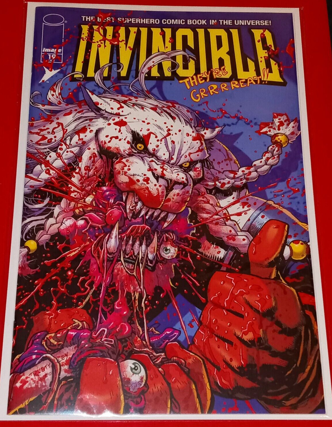 Invincible #19 -NYCC 2022- Battle-Beast TRADE DRESS Variant By Ryan Ottley