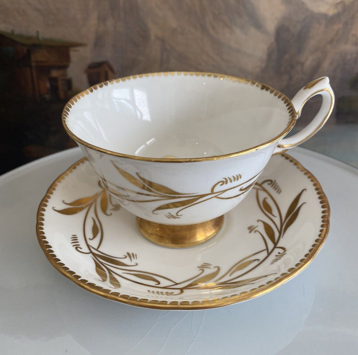 SALE ROYAL CHELSEA Bone China GOLDEN RUSH Tea Cup & Saucer 40s-50s Vintage