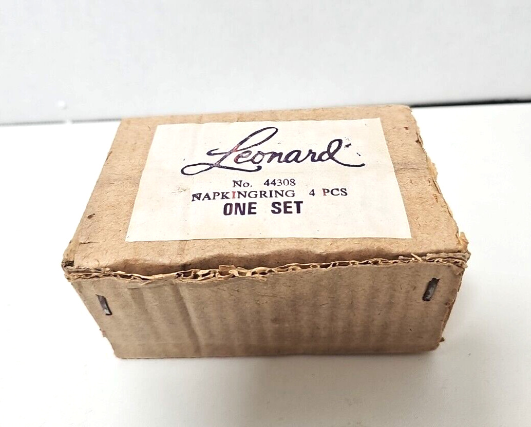 Vintage Leonard Brass Napkin Rings New Old Stock 44308 Set of (4) Sealed