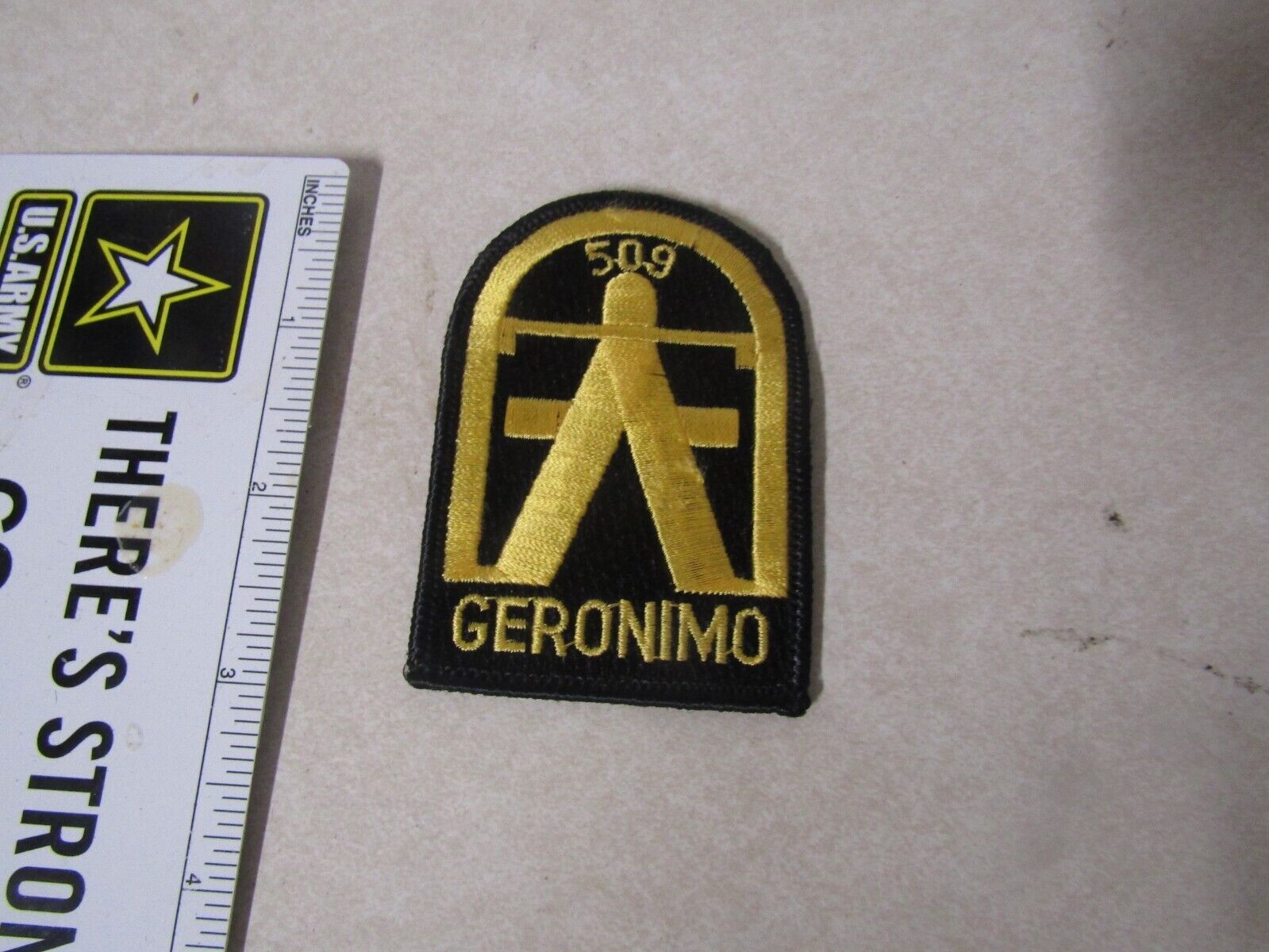 MILITARY PATCH OLDER 509TH AIRBORNE INFANTRY REGIMENT GERONIMO