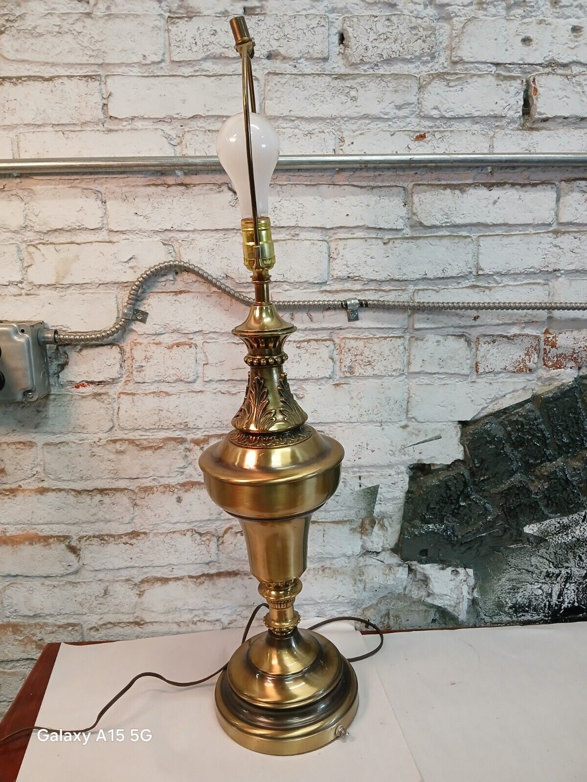 Vintage Tall Heavy Antique Brass Color Table Lamp Hollywood Regency Urn