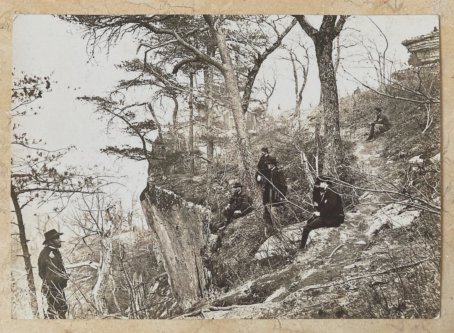 ORIGINAL - CIVIL WAR - GENERAL GRANT AT LOOKOUT MOUNTAIN NOV. 1863 PHOTOGRAPH
