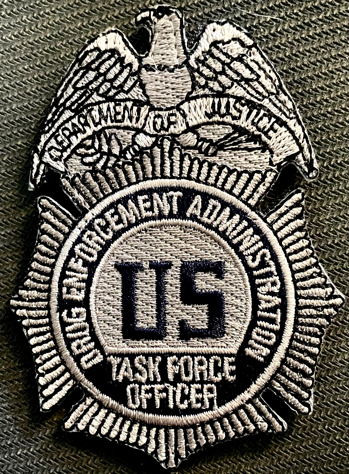 DEA special edition Task Force Officer ThirdGEN SILVER + hook patch - Very Rare