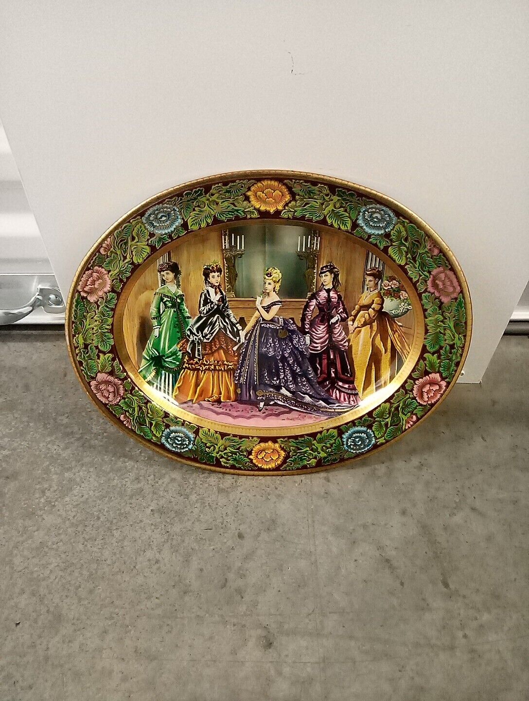 Vintage Daher Collectible Tin Tray made in england 
