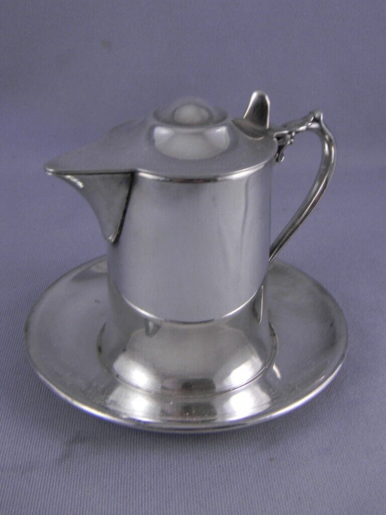 Wallace Silverplate M616 Syrup,Sauce Teapot Creamer w/Attached Saucer Used