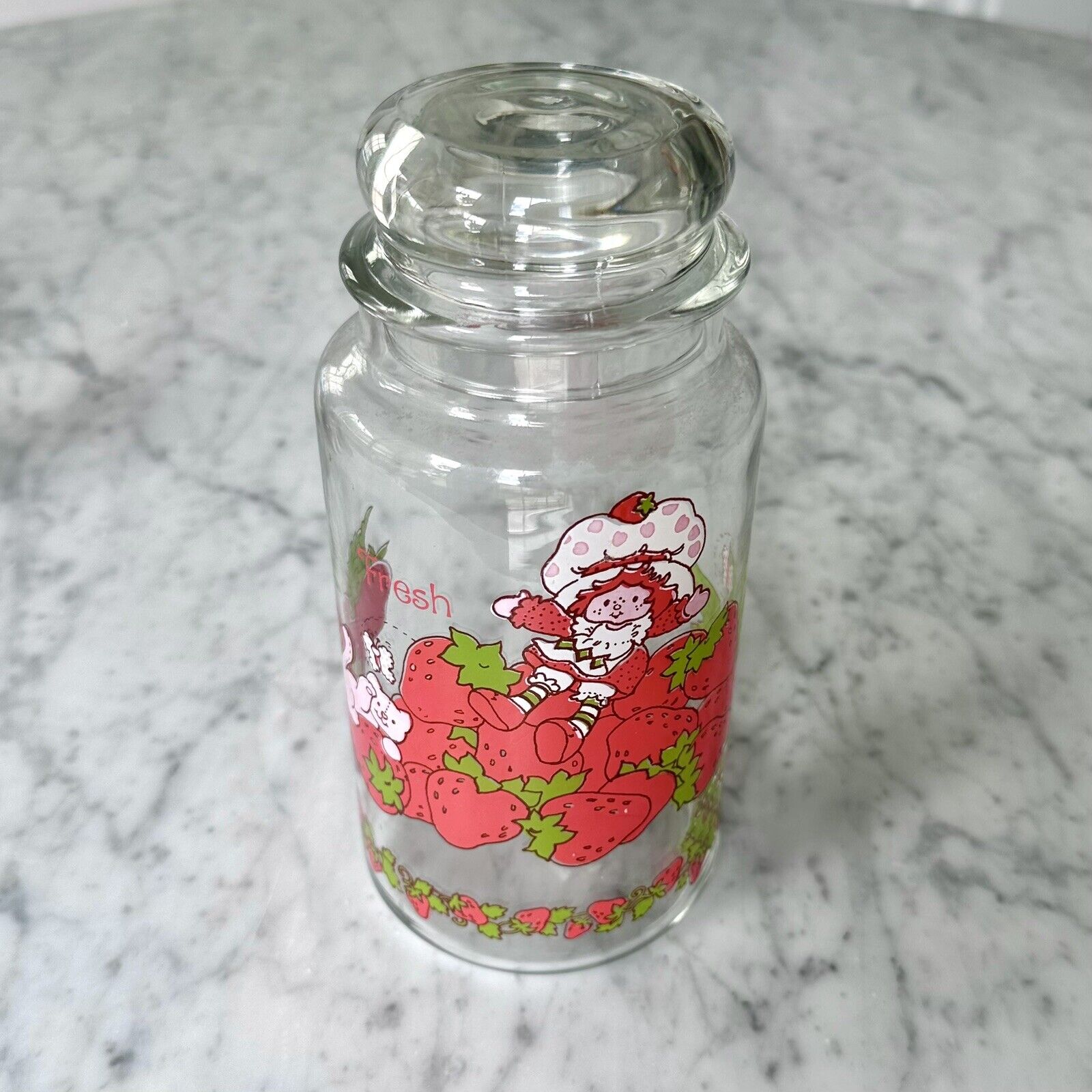 VINTAGE 1980 AMERICAN GREETINGS STRAWBERRY SHORTCAKE GLASS CANISTER JAR